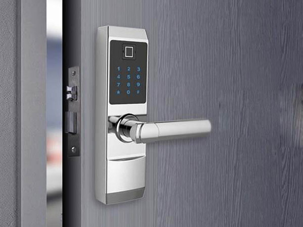 那曲地24小时上门开锁公司