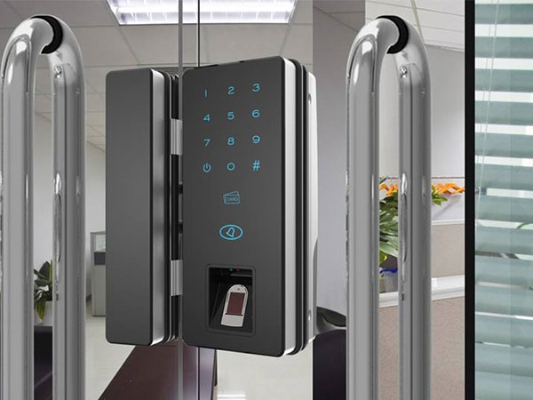 那曲地24小时上门开锁公司