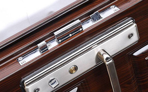 那曲地24小时上门开锁公司