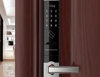 那曲地24小时上门开锁公司